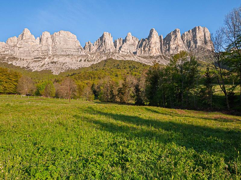 les Rochers de la Peyrouse et les tours du Rocher du Playnet